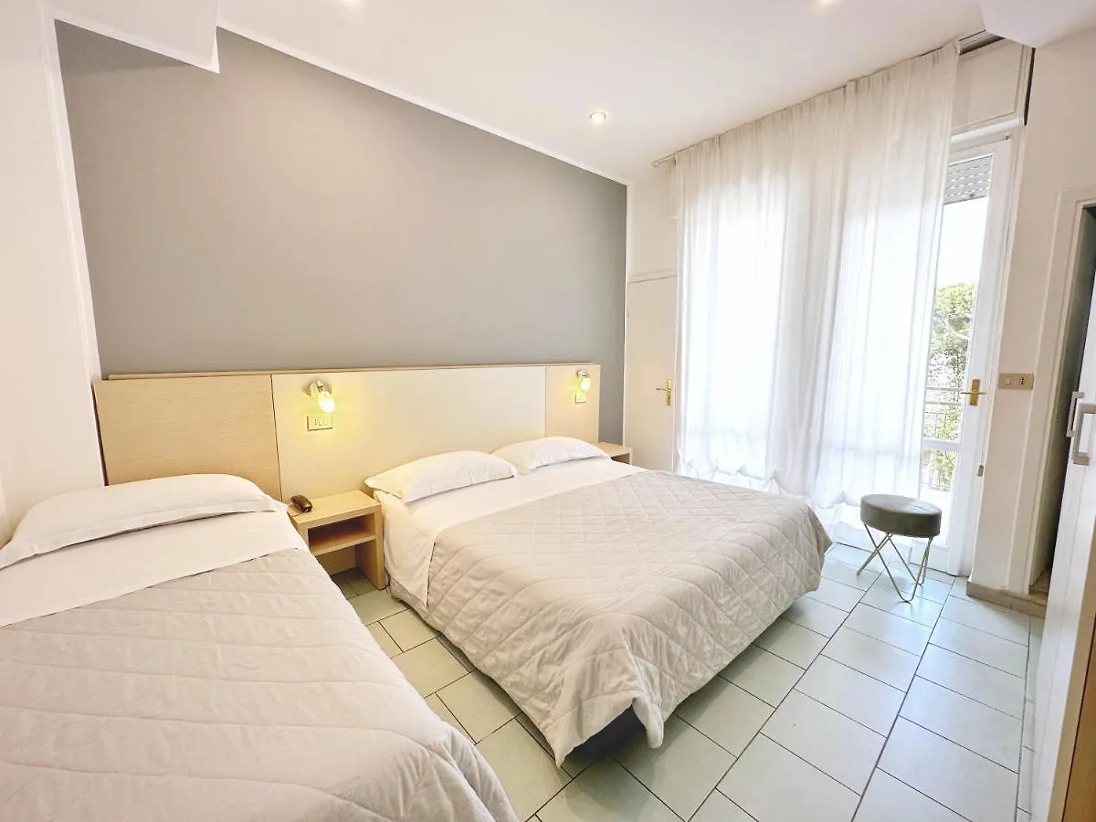 Aura Living Hotel Rimini Italien
