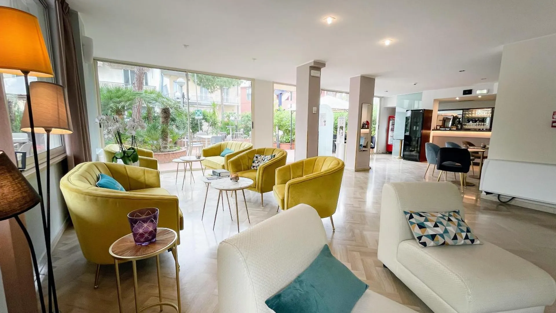 Aura Living Hotel Rimini